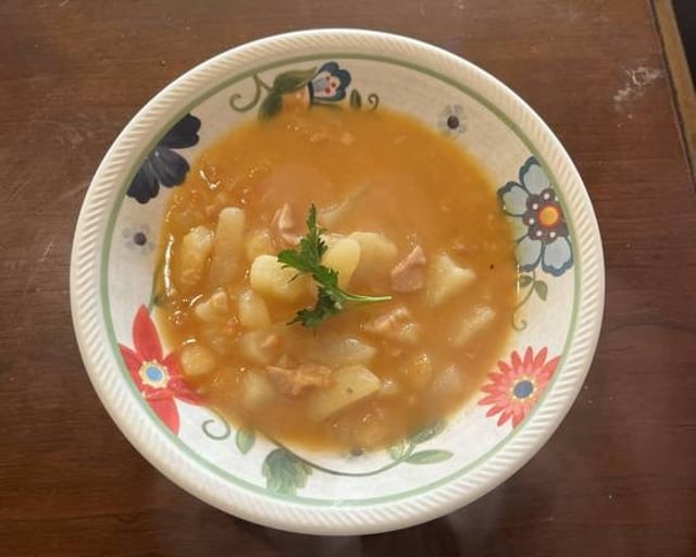 Long Island Clam Chowder Soup.